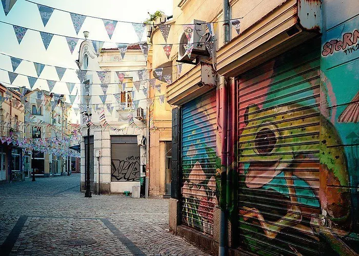 Bright House Апарт-готель 3*