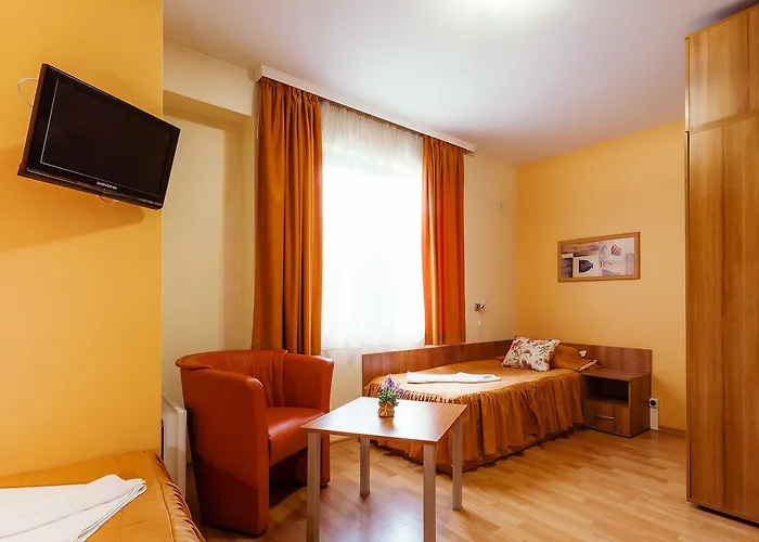 Bright House Апарт-готель 3*