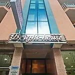 Bright House Апарт-отель Пловдив