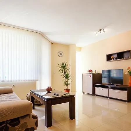 Apartahotel Bright House
