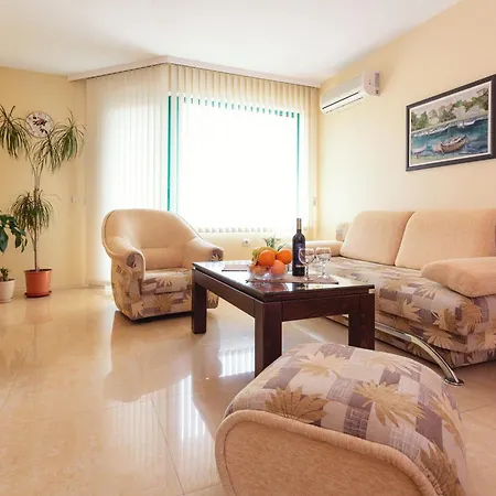 Aparthotel Bright House Plovdiv