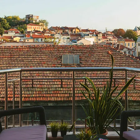 Aparthotel Bright House